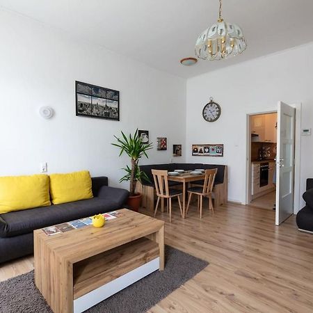 Sunny Renovated Apartment Close To Downtown Wien Eksteriør bilde