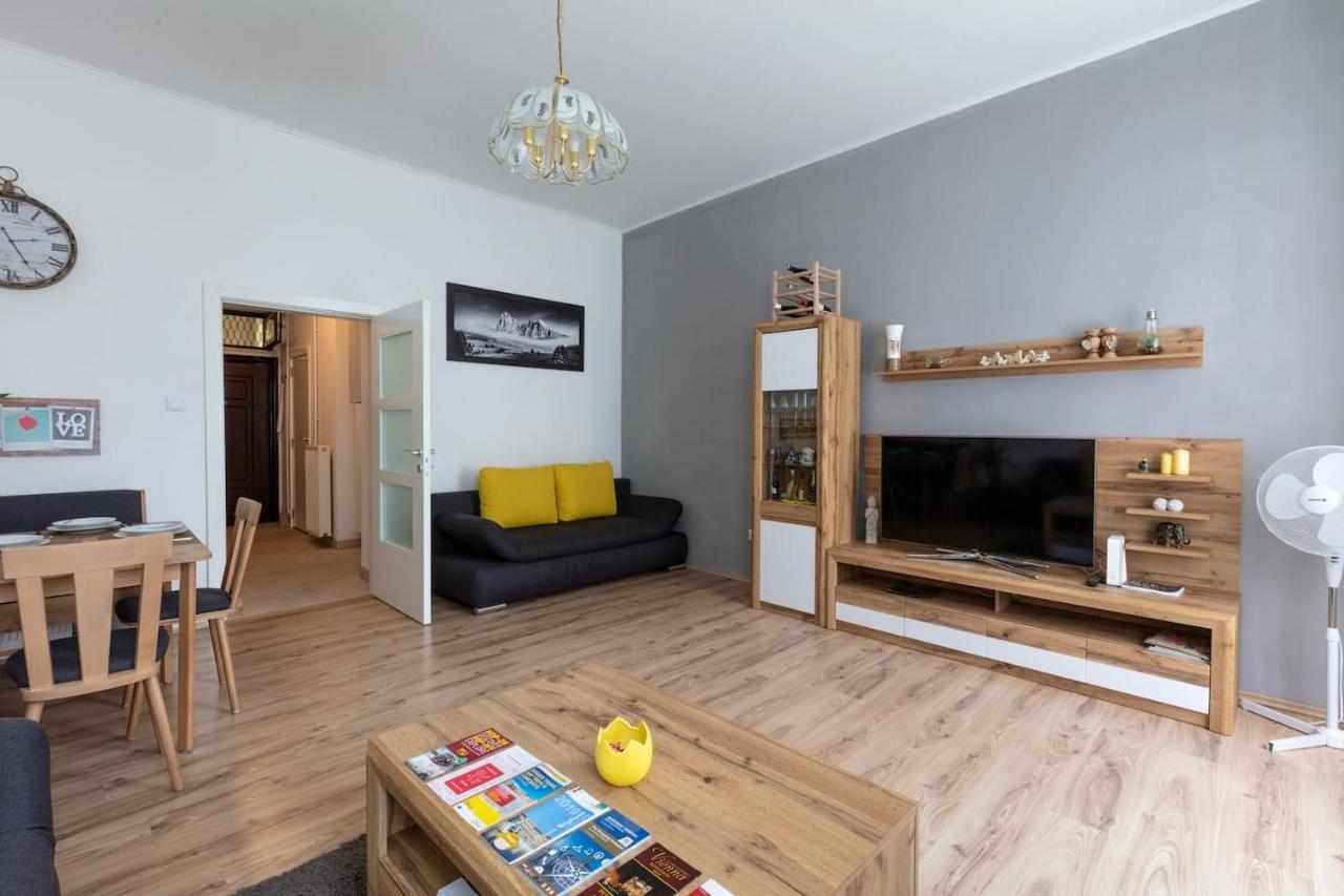 Sunny Renovated Apartment Close To Downtown Wien Eksteriør bilde