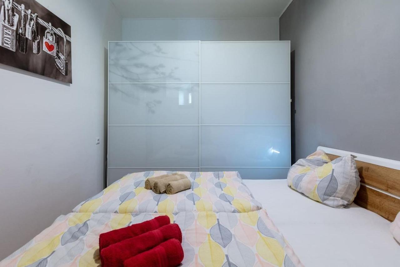 Sunny Renovated Apartment Close To Downtown Wien Eksteriør bilde